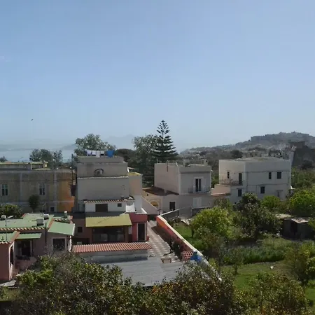 Rita - Oasi Tra Cielo E Mare Procida